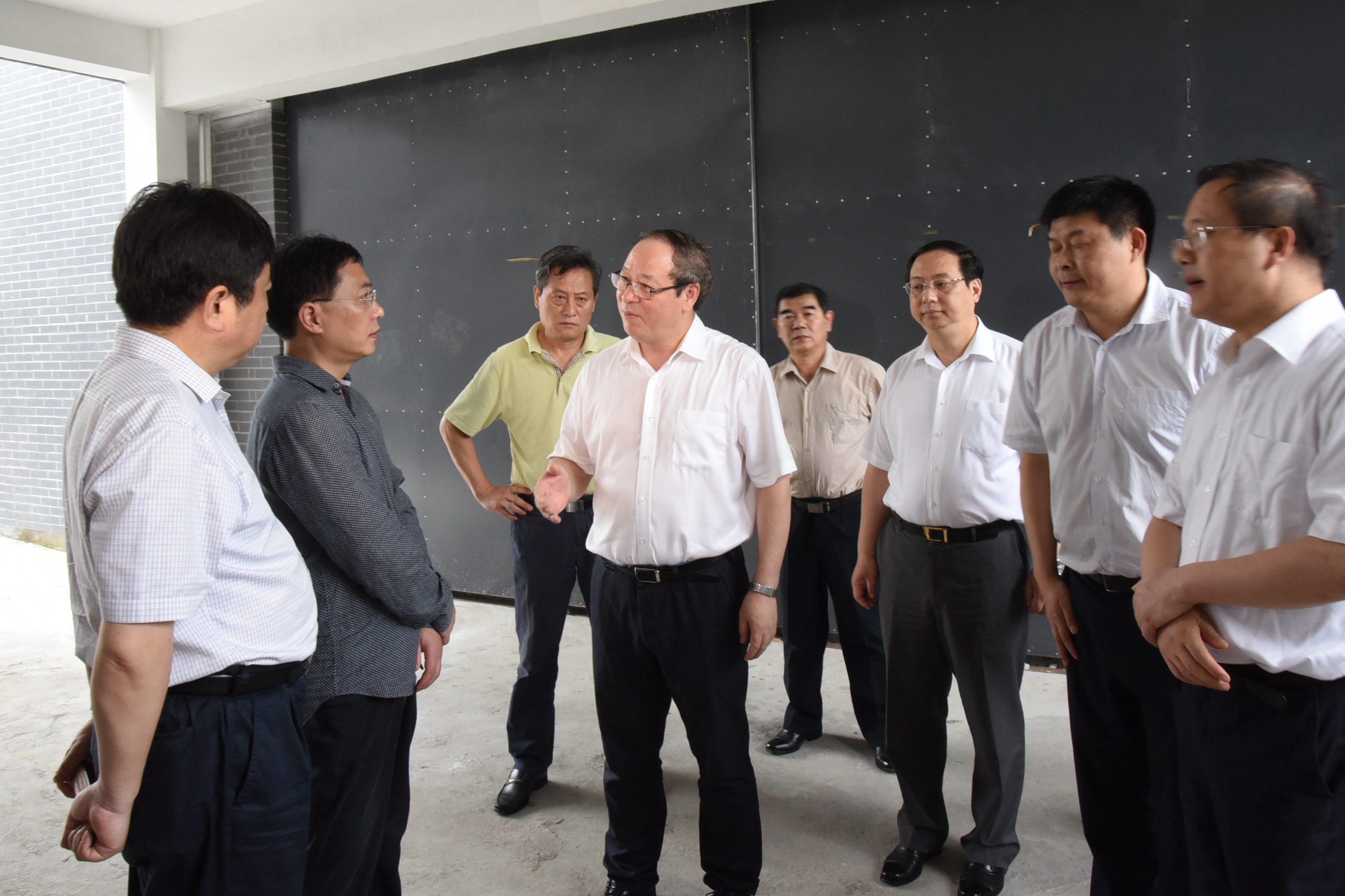 浙江省副省长彭佳学视察雷火体育（中国）国际平台,雷火 SPORTS特种茶中心